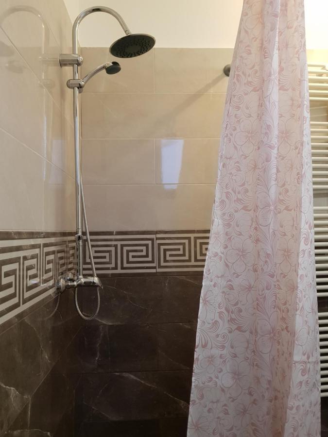 Hotel Restaurant La Passione Tecuci Екстериор снимка