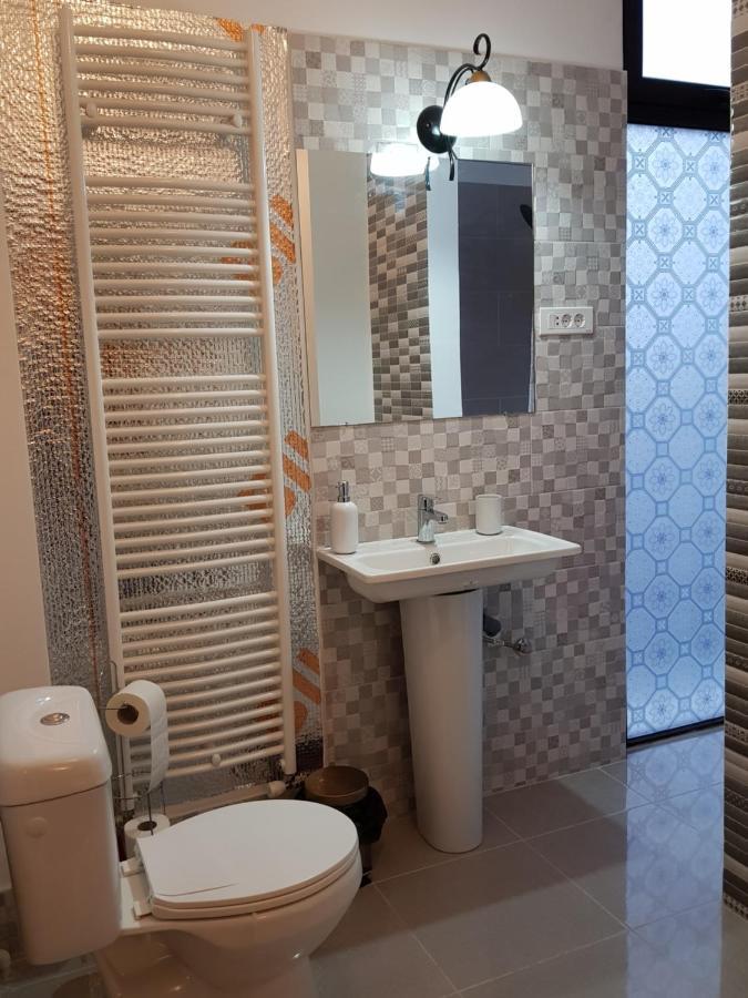 Hotel Restaurant La Passione Tecuci Екстериор снимка